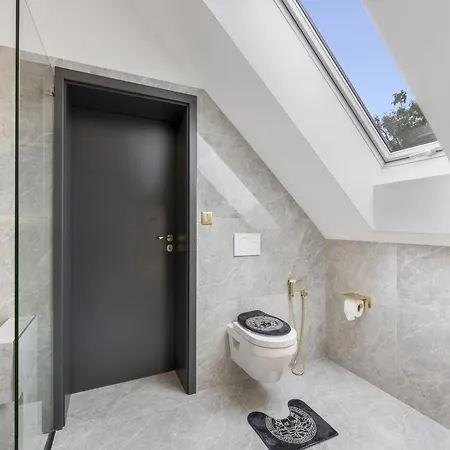 Luxury Retreat By Interhome Prosty