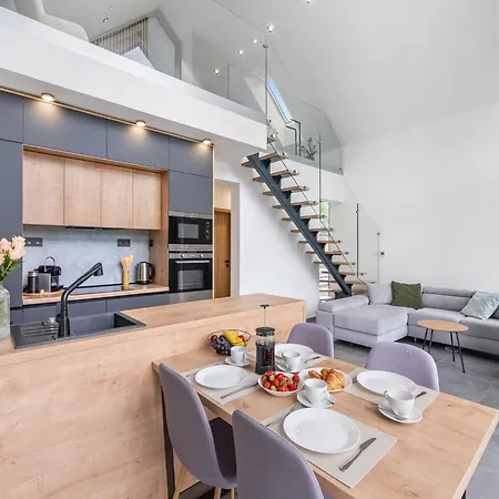 Luxury Retreat By Interhome * Prosty
