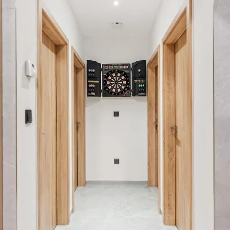 Luxury Retreat By Interhome Prosty